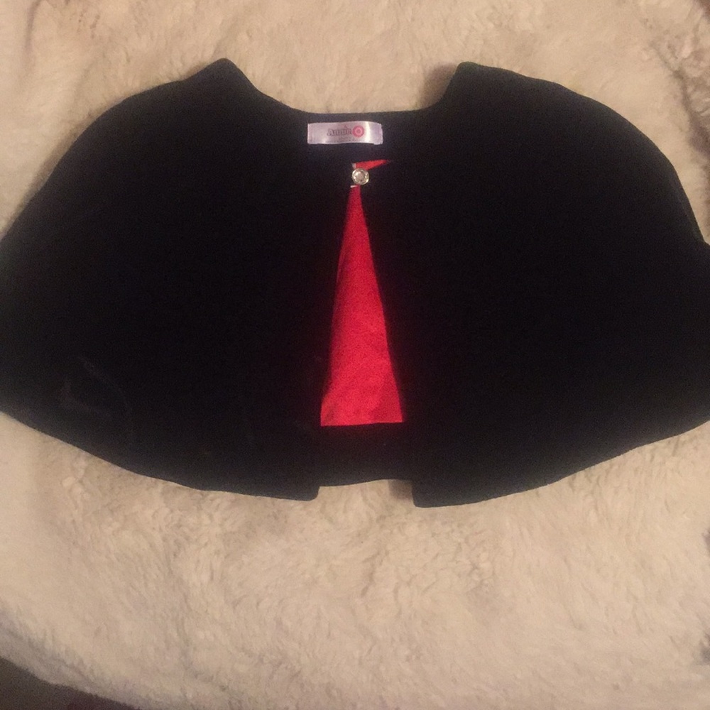 Girls black velvet cape